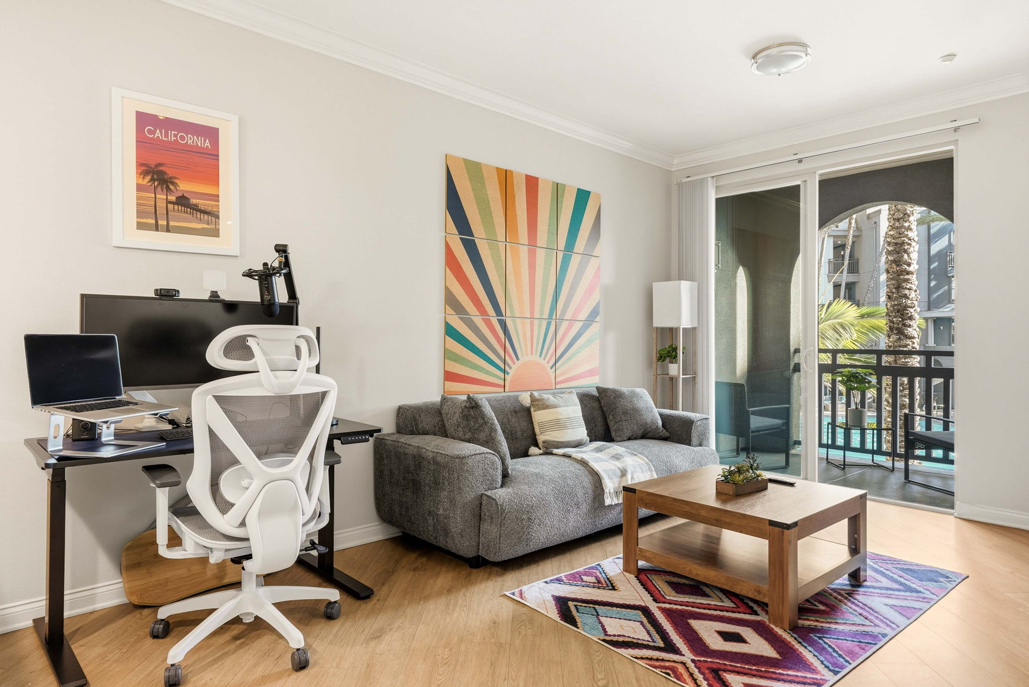 Central Irvine 1br W/ Work Setup By Anyplace - 11753 - Irvine